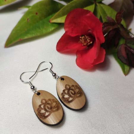 Boucle d'oreilles "Fleur de lotus" en bambou